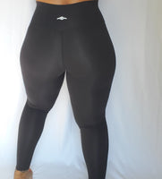 Curvy Signature Second Skin High Waisted Leggings - Black
